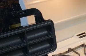 Chicken Lunch in Lumme Sausage Roll Maker